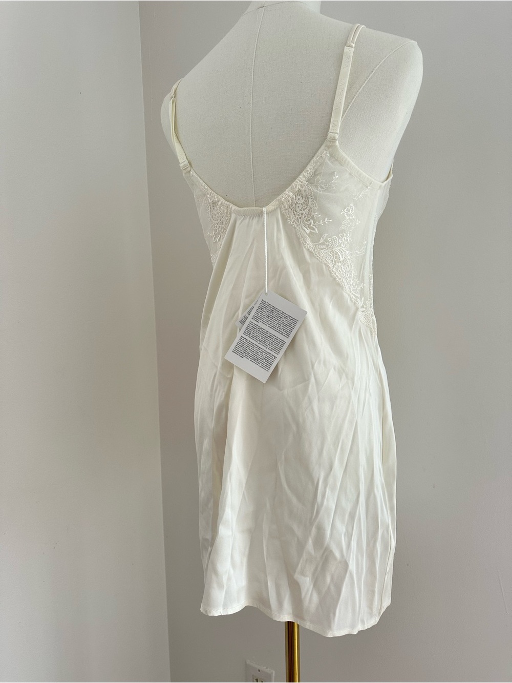 New🤍La Perla white/ Ivory Silk and Lace bridal slip dress. #100 - Picture 7 of 14